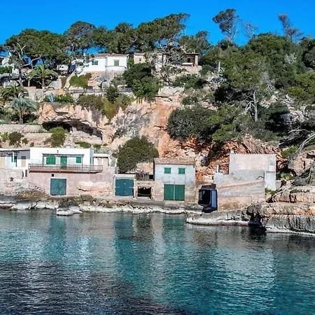 Ca Na Marina * Cala Llombards